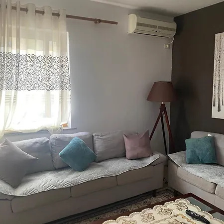 Shkodra City Apartment Apartamento Shkodër